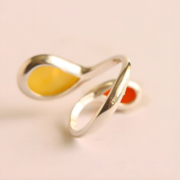 Sterling Silver Baltic Cherry And Butterscotch Amber Ring - Picture 3 of 4